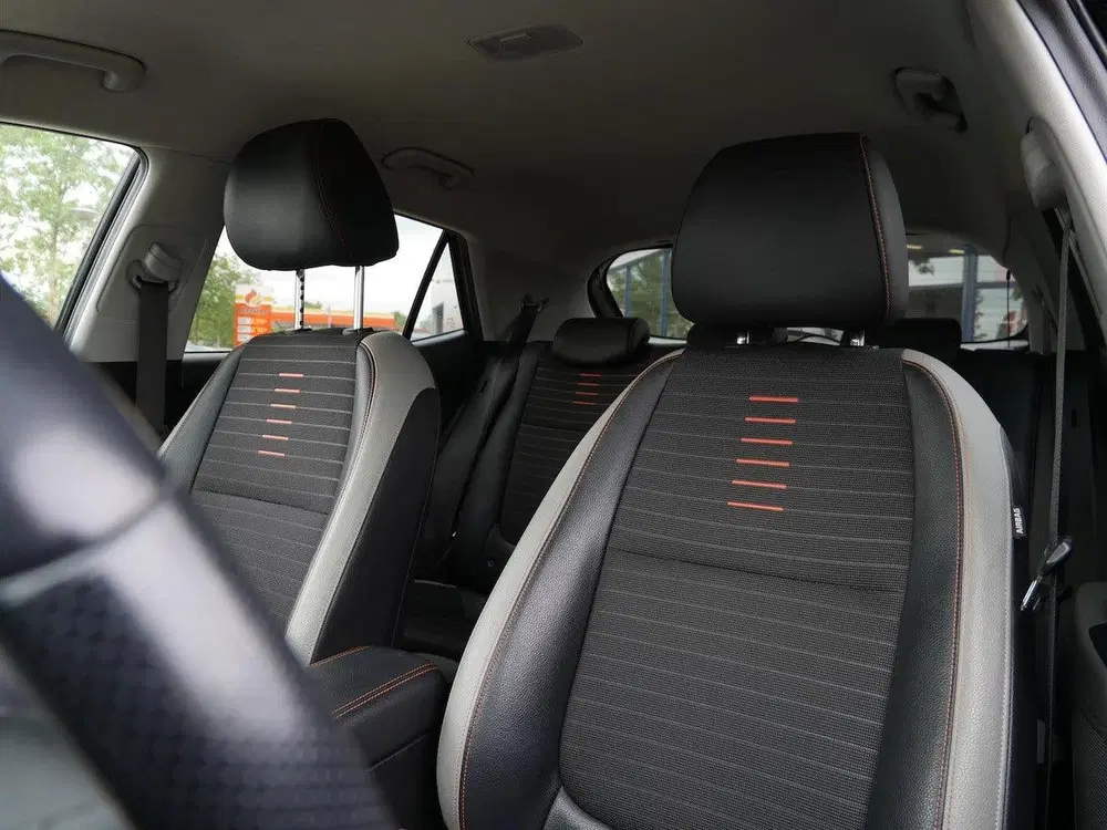 Kia Stonic 1.0 T-GDi 100pk Sports Edition uit 2020, foto 8