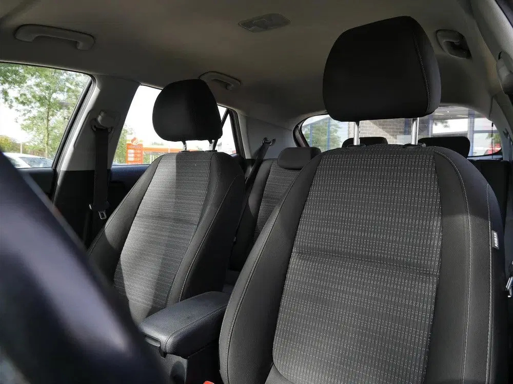 Kia Stonic 1.0 T-GDi 100pk DynamicLine uit 2021, foto 9