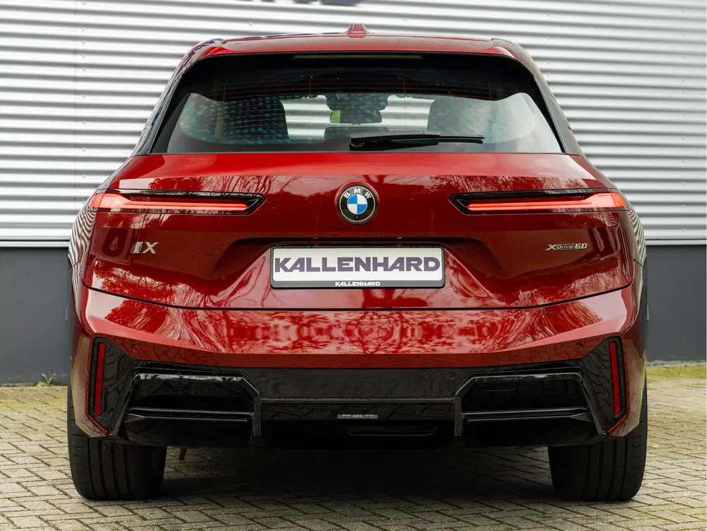 BMW iX xDrive60 112kWh uit 2025, foto 6