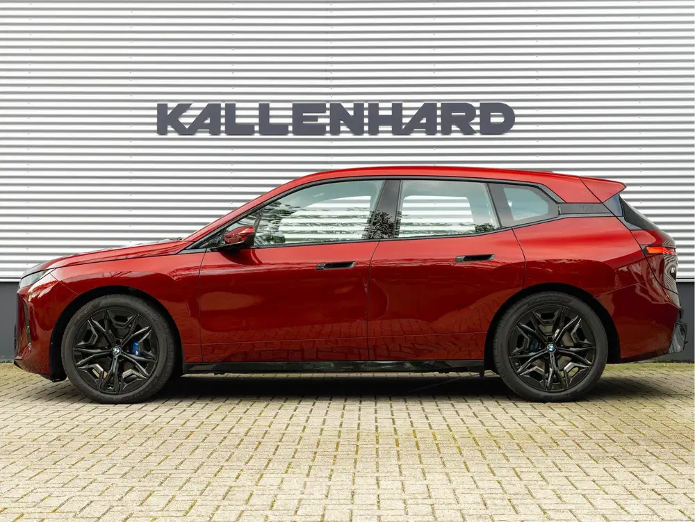 BMW iX xDrive60 112kWh uit 2025, foto 7