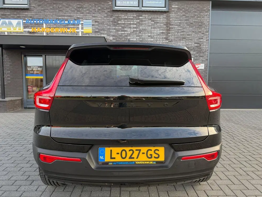 Volvo XC40 1.5 T2 R-Design uit 2021, foto 6