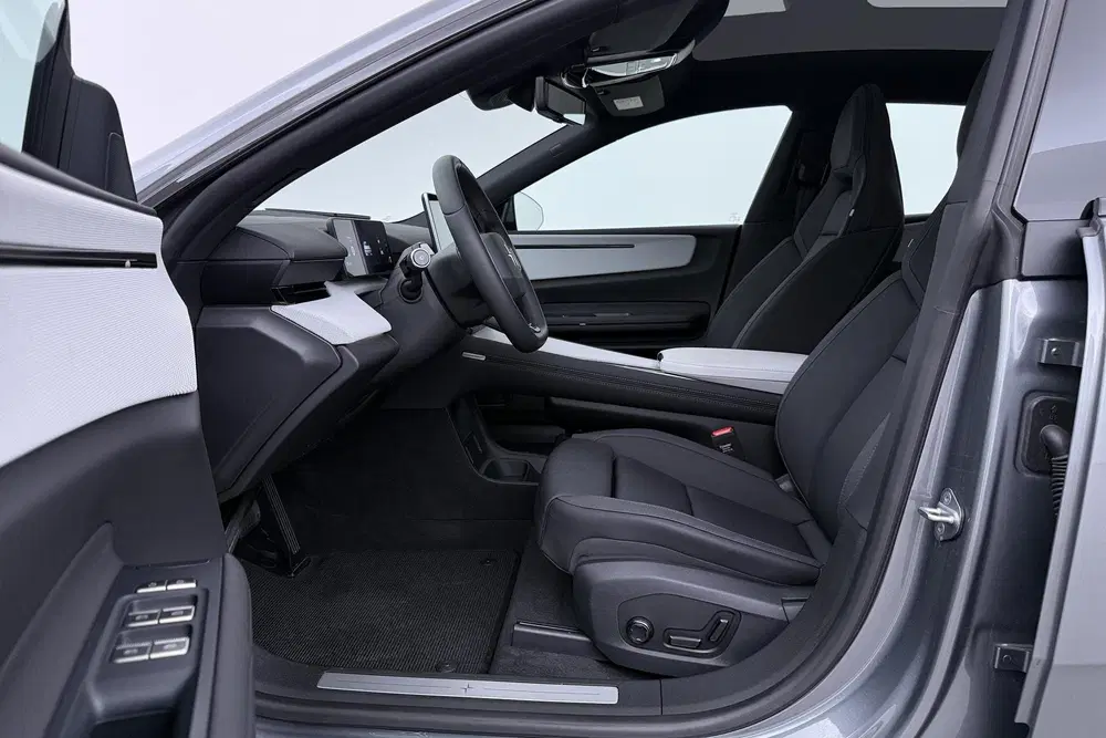 Polestar 4 Long Range Single Motor Plus 100 kWh uit 2025, foto 3