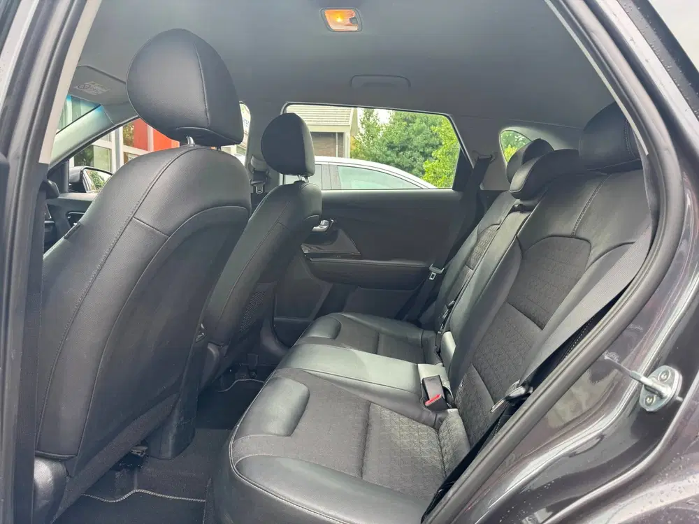Kia Niro 1.6 GDi Hybrid DynamicLine uit 2019, foto 13