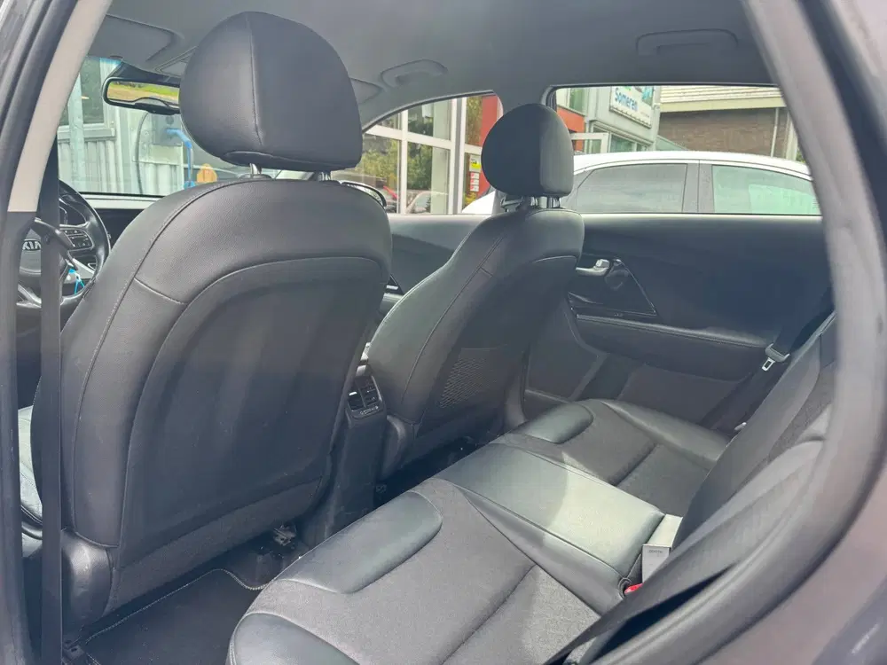 Kia Niro 1.6 GDi Hybrid DynamicLine uit 2019, foto 14