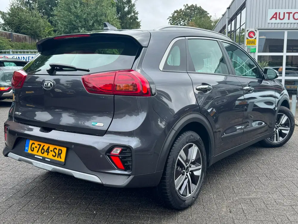 Kia Niro 1.6 GDi Hybrid DynamicLine uit 2019, foto 2