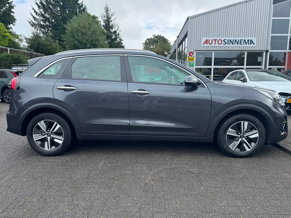Kia Niro 1.6 GDi Hybrid DynamicLine uit 2019, foto 4