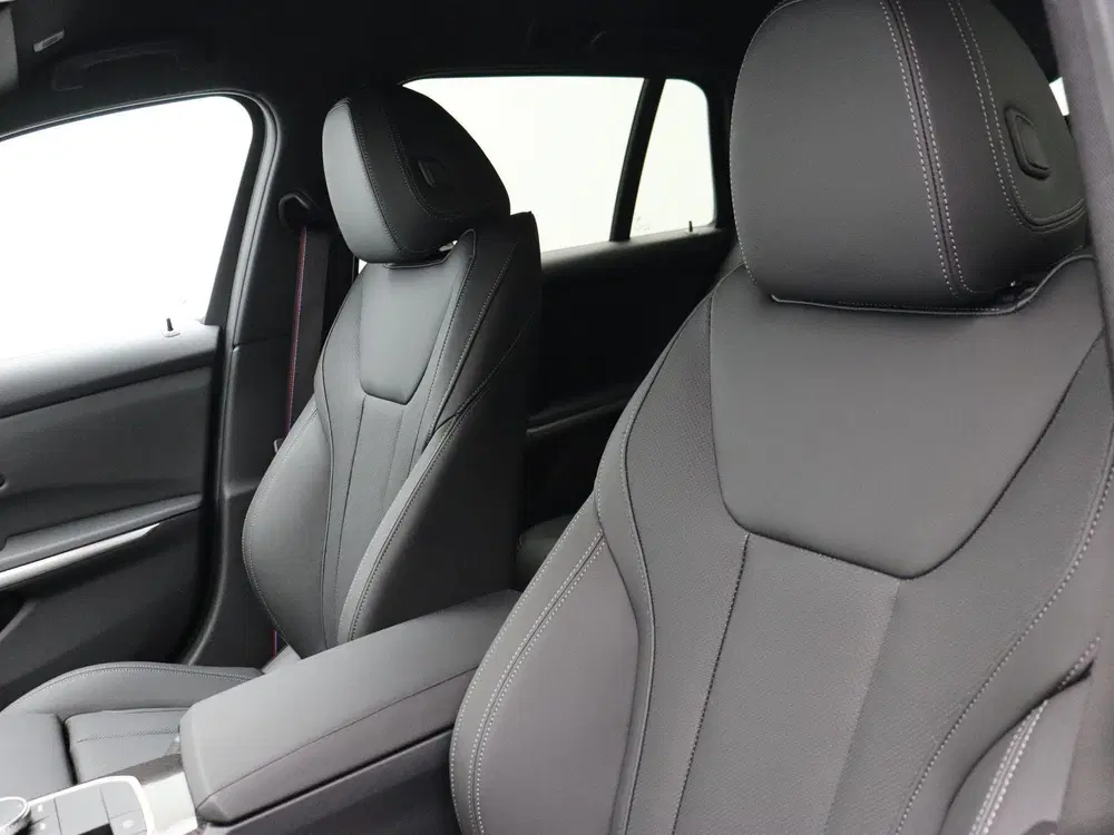 BMW 3-serie Touring 330e M Sportpakket Pro uit 2026, foto 12