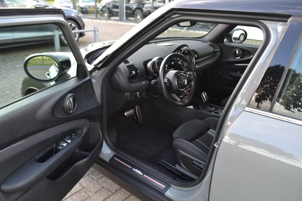 Mini Clubman 2.0 Cooper S ALL4 JOHN COOPER WORKS AUTOMA uit 2019, foto 12