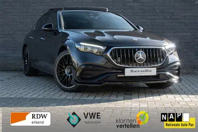 Mercedes-Benz E-Klasse 300 e AMG Line Panoramadak uit 2024