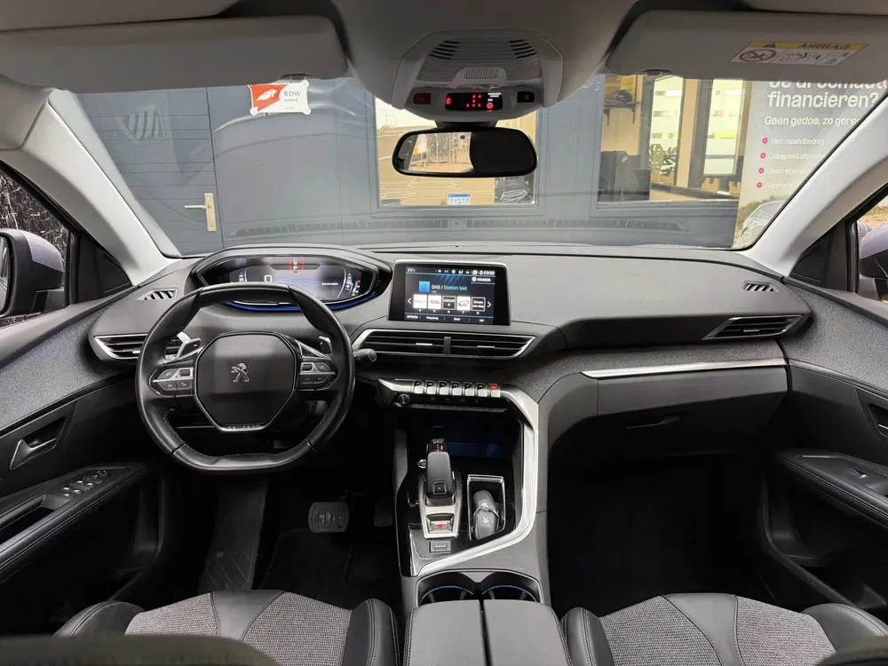 Peugeot 5008 1.2 PureTech Allure 7P Nieuwe distributier uit 2019, foto 7