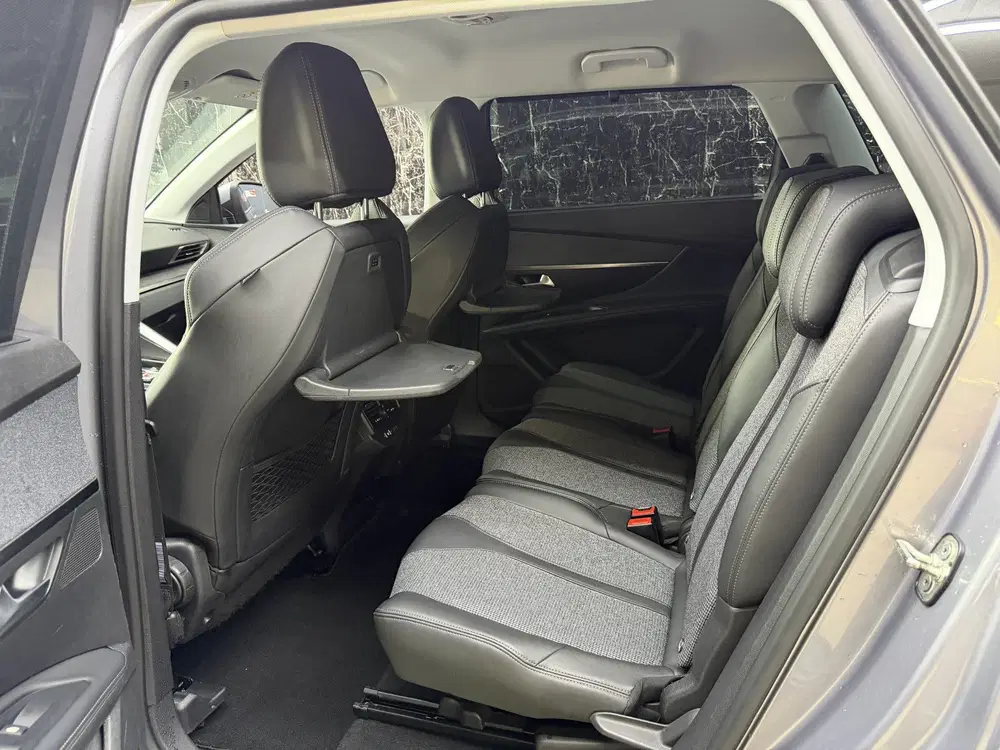 Peugeot 5008 1.2 PureTech Allure 7P Nieuwe distributier uit 2019, foto 9