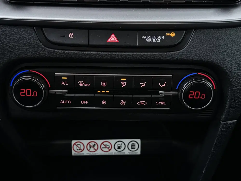 Kia Ceed 1.5 T-GDi DynamicLine uit 2025, foto 11