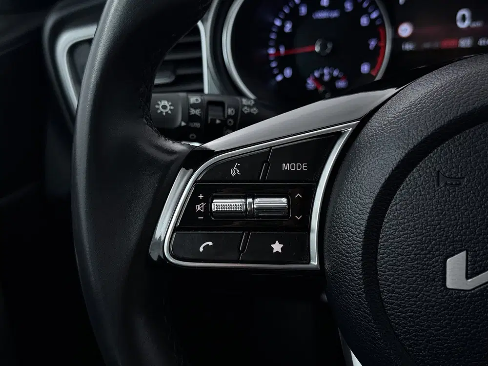 Kia Ceed 1.5 T-GDi DynamicLine uit 2025, foto 8