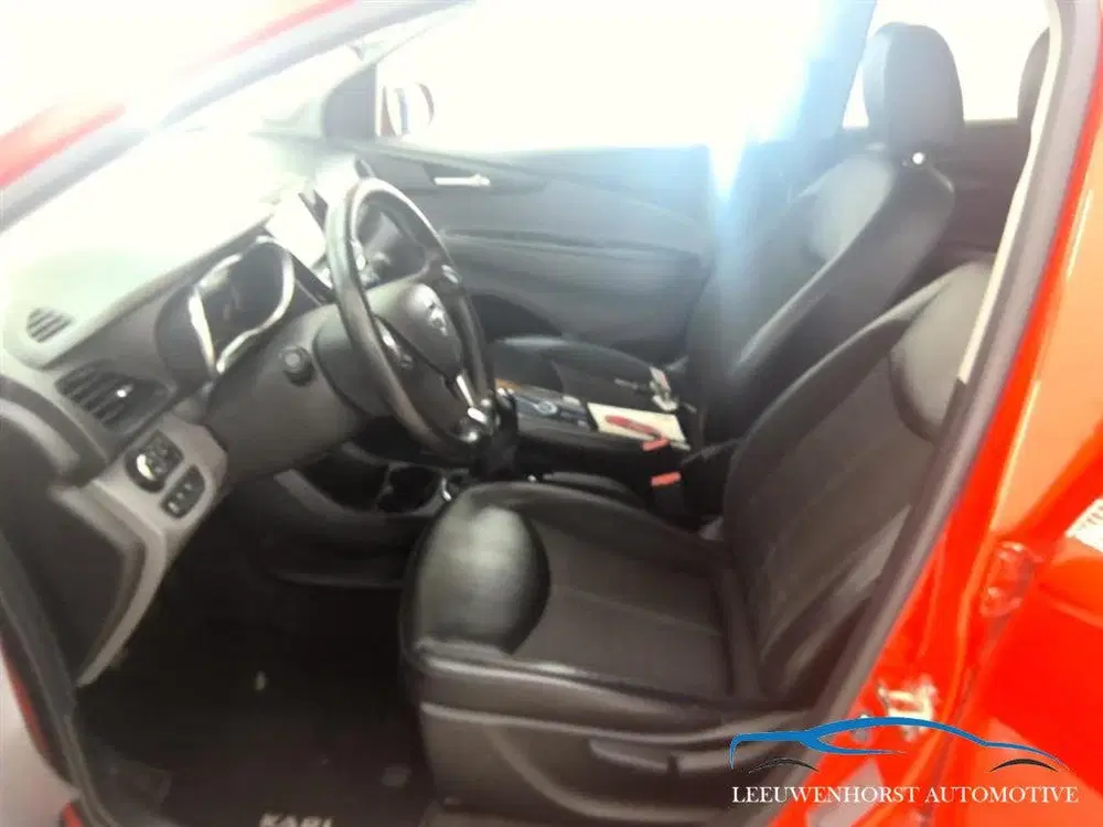 Opel Karl 1.0 ecoFLEX Innovation uit 2019, foto 13
