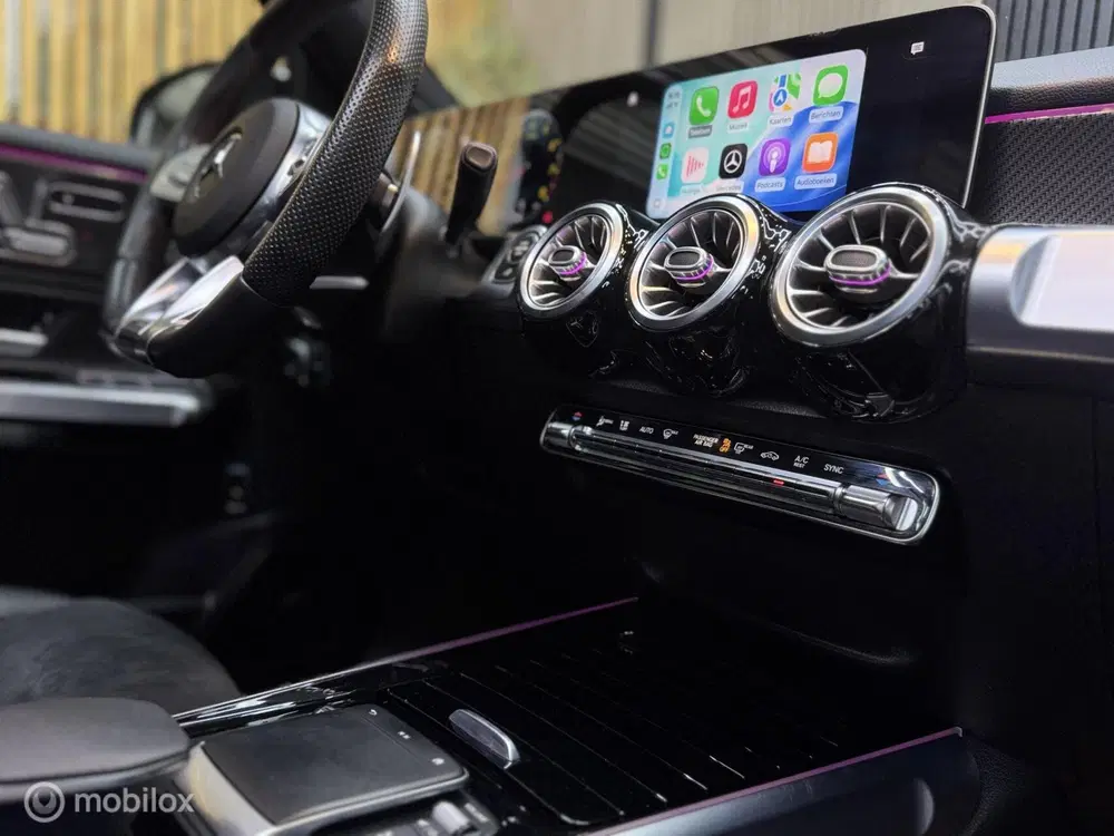 Mercedes-Benz GLB Mercedes GLB AMG 35 4MATIC uit 2020, foto 15