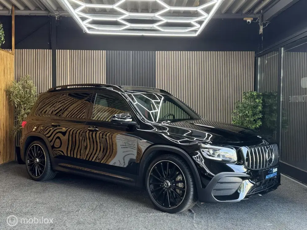 Mercedes-Benz GLB Mercedes GLB AMG 35 4MATIC uit 2020, foto 4