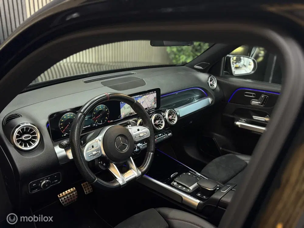 Mercedes-Benz GLB Mercedes GLB AMG 35 4MATIC uit 2020, foto 7