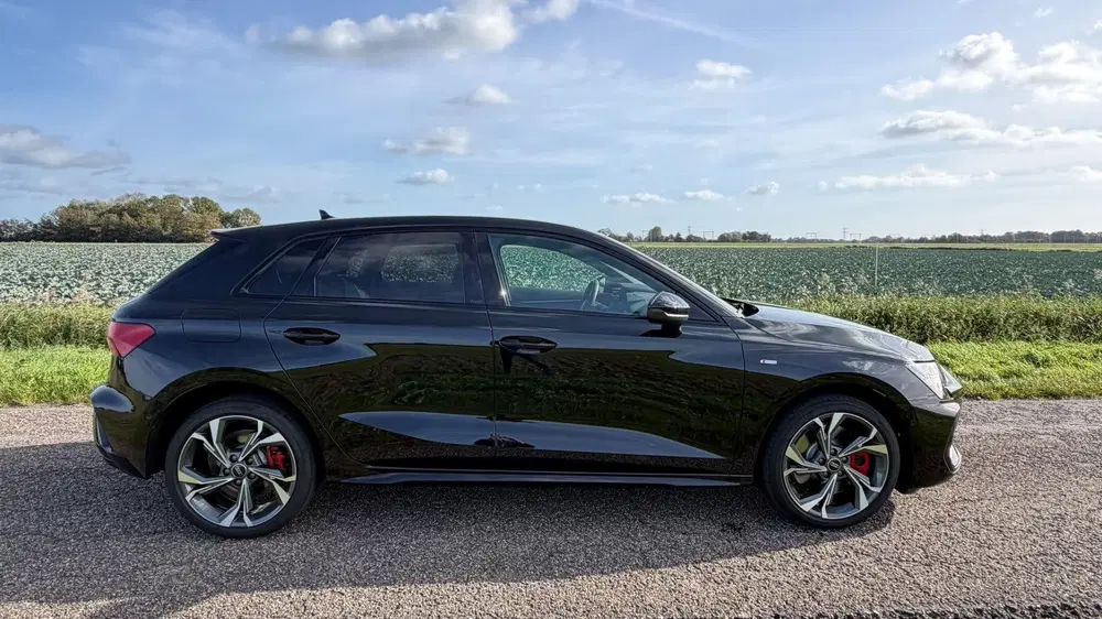 Audi A3 45 TFSI-e plug in hybride S line uit 2025, foto 10