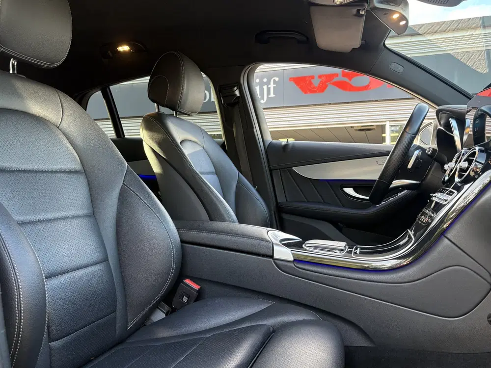 Mercedes-Benz GLC GLC Coupé 300e 4MATIC uit 2022, foto 10
