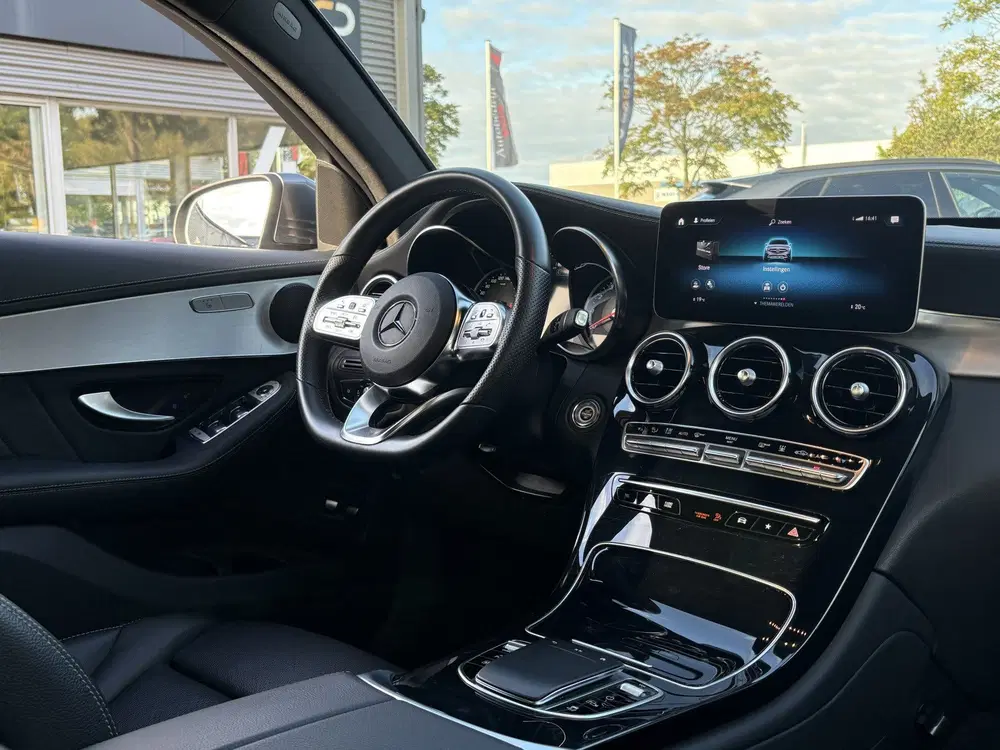 Mercedes-Benz GLC GLC Coupé 300e 4MATIC uit 2022, foto 6