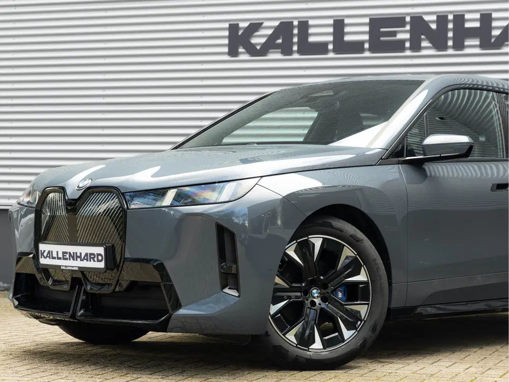 BMW iX xDrive60 112kWh uit 2025, foto 8
