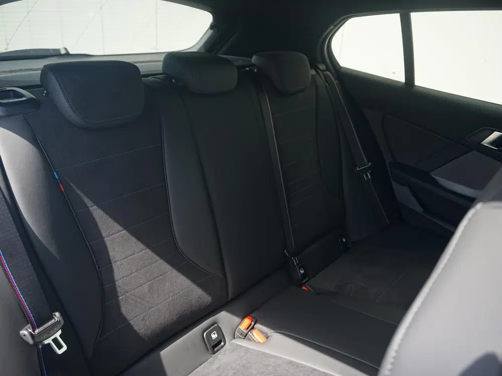 BMW 1-serie 5-deurs 120 uit 2026, foto 10