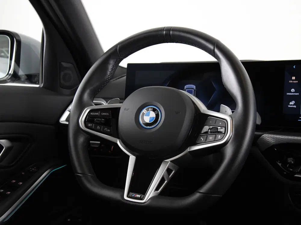BMW 3-serie 330e Touring M-Sport (bj 2025 uit 2025, foto 3