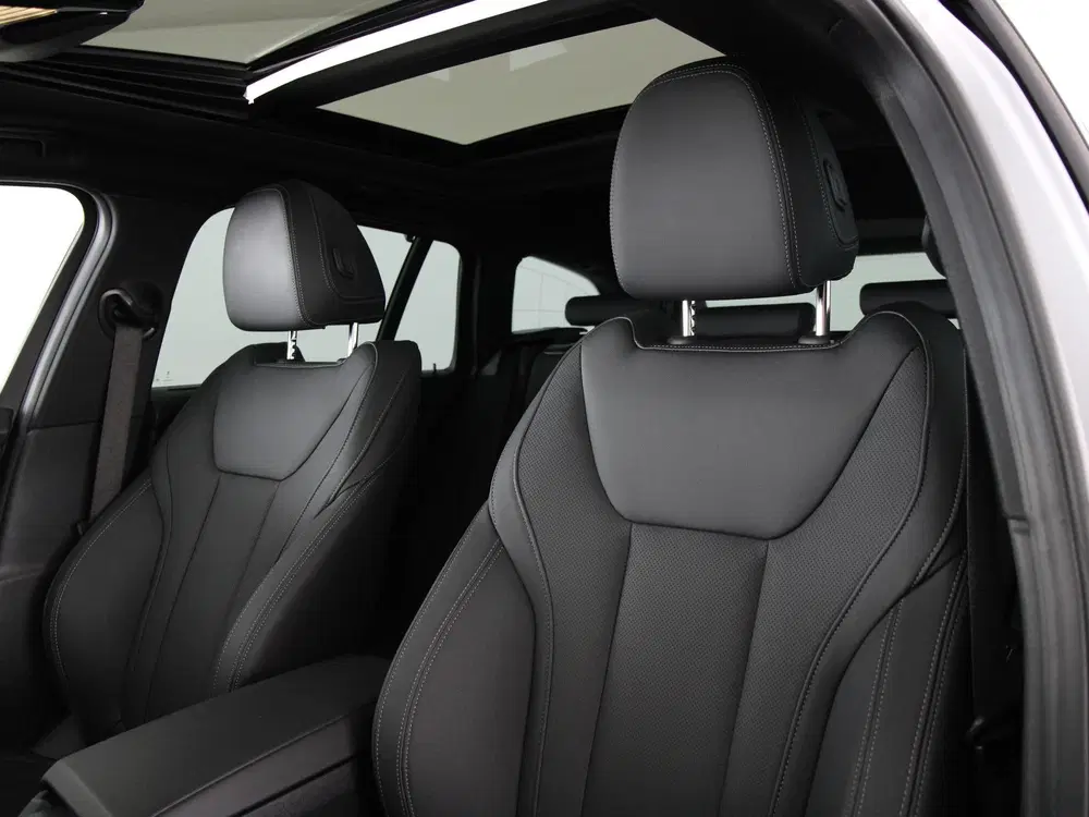 BMW 3-serie 330e Touring M-Sport (bj 2025 uit 2025, foto 4