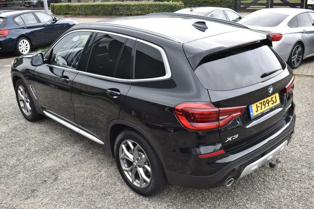 BMW X3 XDrive20i High Executive uit 2020, foto 11