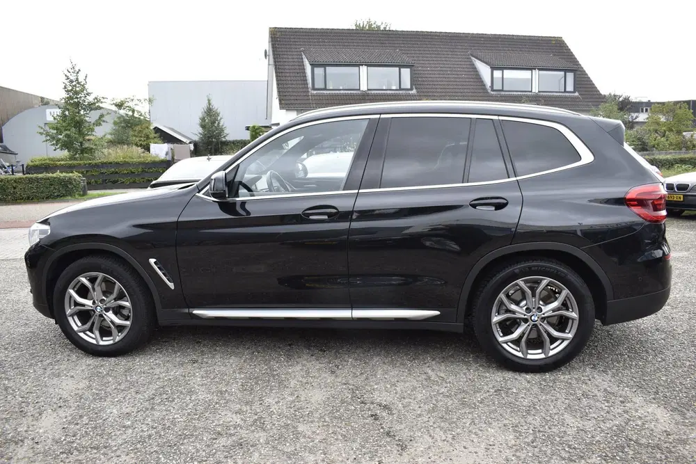 BMW X3 XDrive20i High Executive uit 2020, foto 7