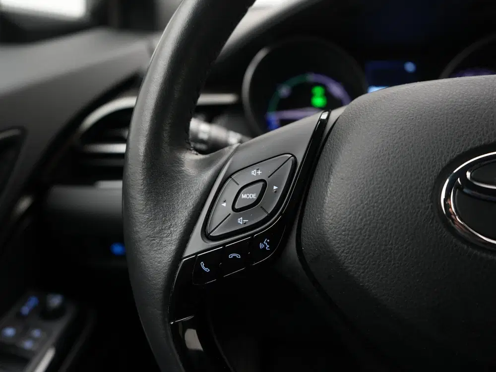 Toyota C-HR 2.0 Hybrid Executive uit 2022, foto 4