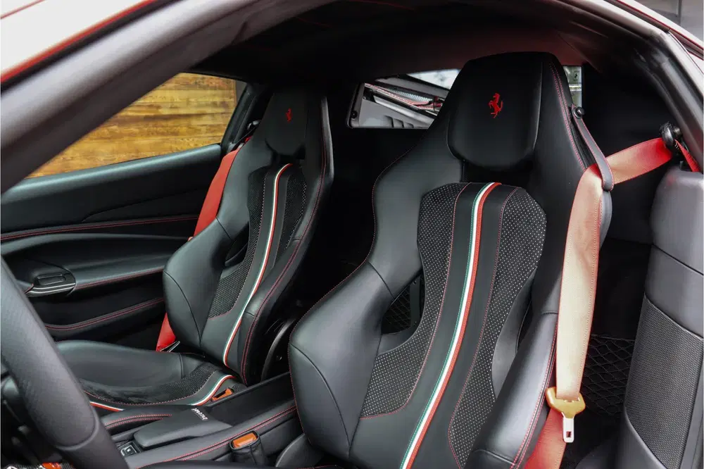 Ferrari F8 Tributo Tributo 3.9 V8 HELE BTW *Pass. Display uit 2021, foto 8