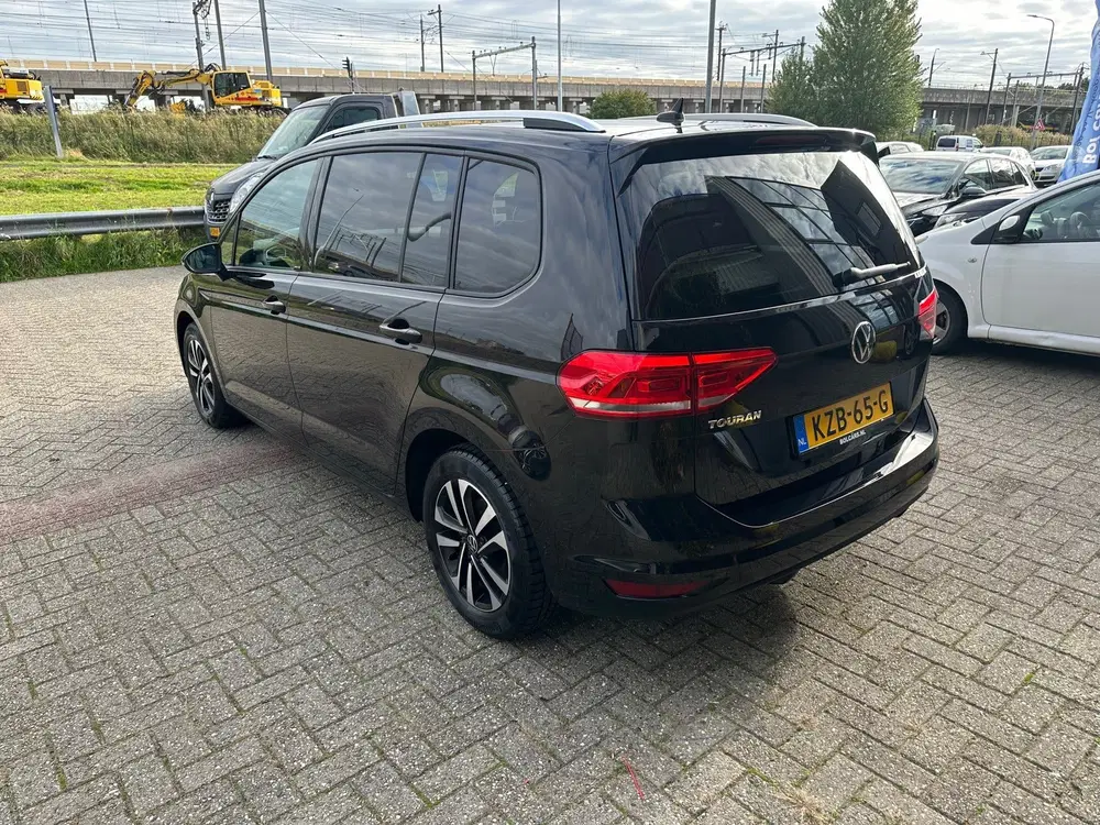 Volkswagen Touran 1.5 TSI Comfortline 7p AUTOMAAT uit 2020, foto 4
