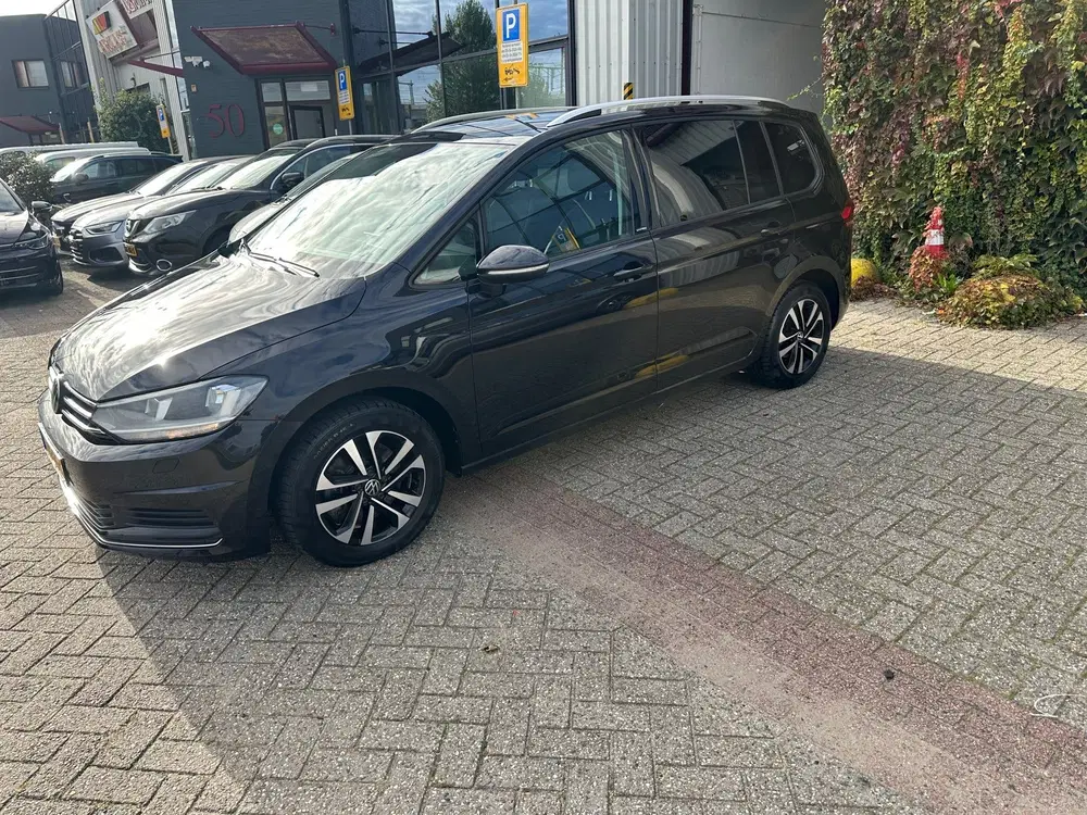 Volkswagen Touran 1.5 TSI Comfortline 7p AUTOMAAT uit 2020, foto 5