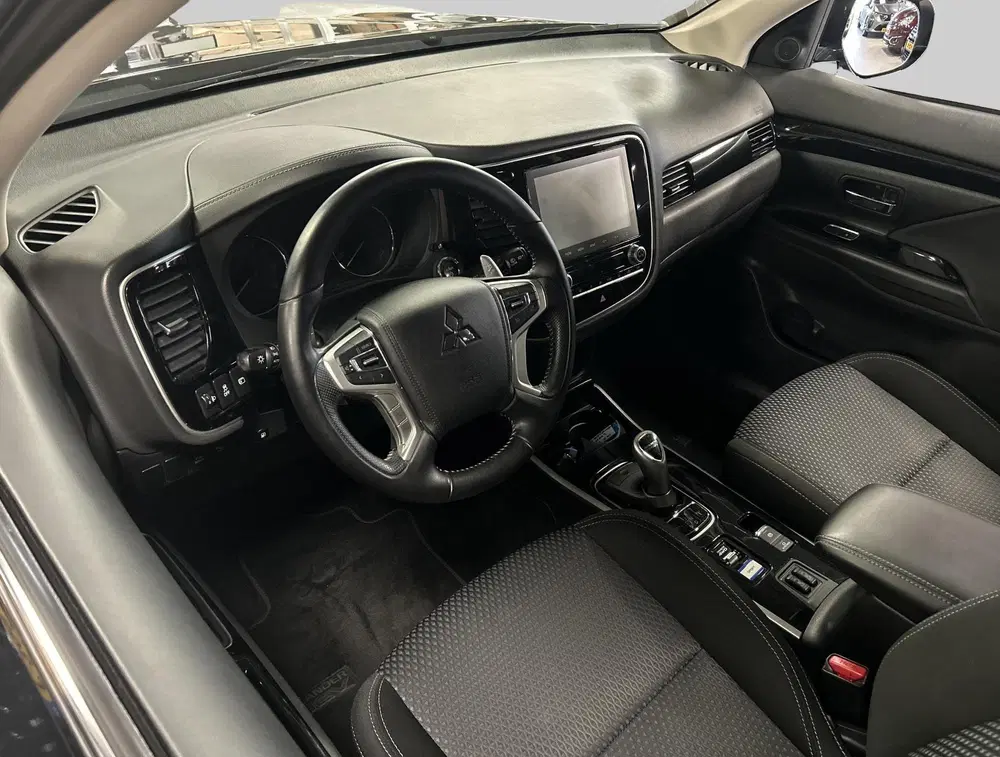 Mitsubishi Outlander 2.4 PHEV Pure uit 2021, foto 8