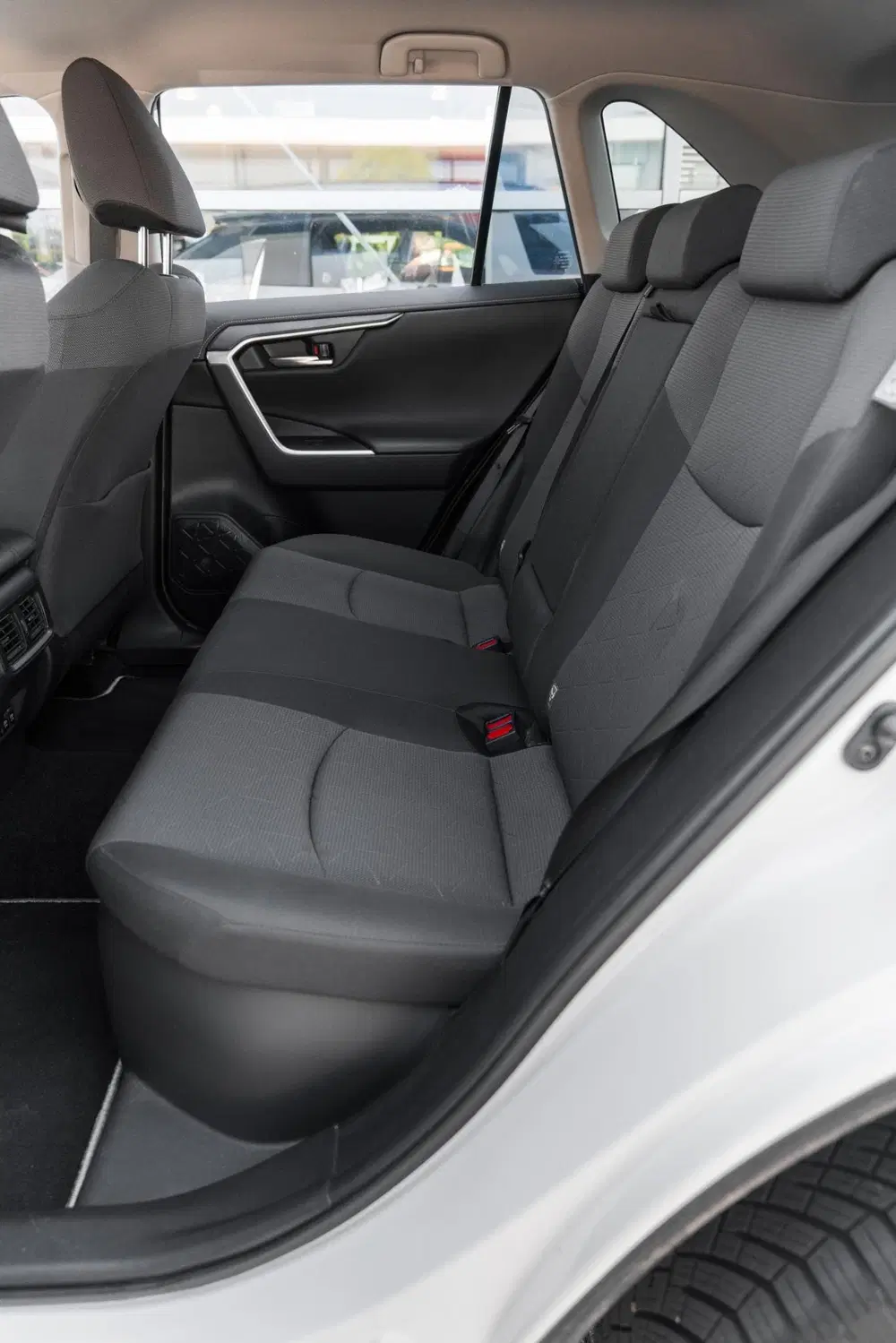 Toyota RAV 4 2.5 Hybrid AWD Style uit 2019, foto 12