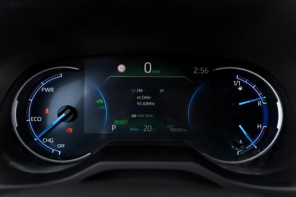 Toyota RAV 4 2.5 Hybrid AWD Style uit 2019, foto 6