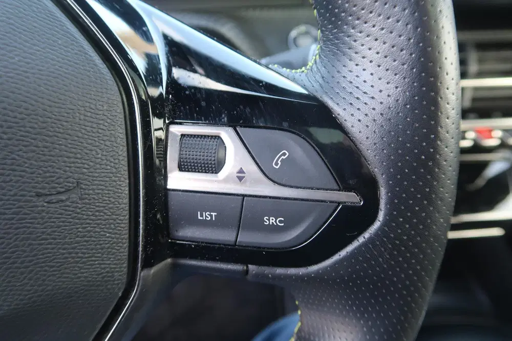 Peugeot 2008 1.2 PureTech GT-Line RIJKLAAR Pano uit 2020, foto 13