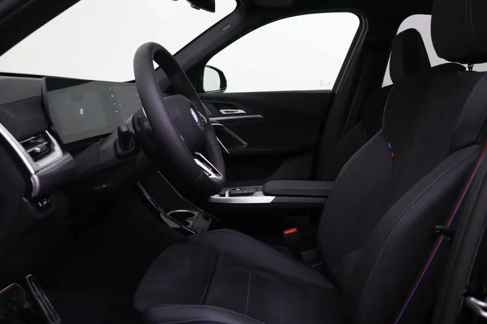 BMW iX1 eDrive20 M Sport uit 2026, foto 12