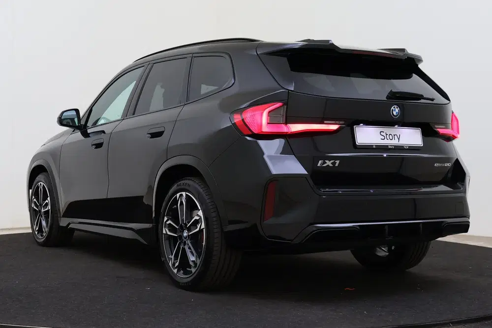 BMW iX1 eDrive20 M Sport uit 2026, foto 15