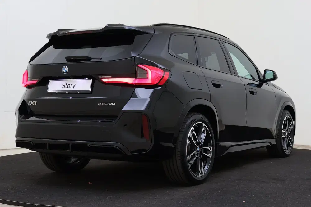 BMW iX1 eDrive20 M Sport uit 2026, foto 2