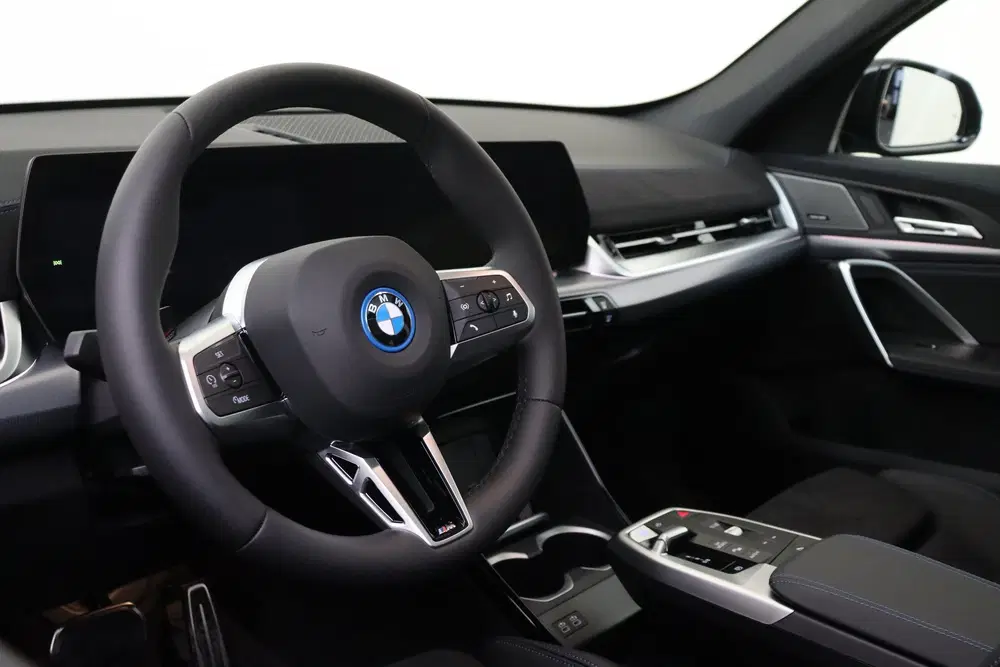 BMW iX1 eDrive20 M Sport uit 2026, foto 3