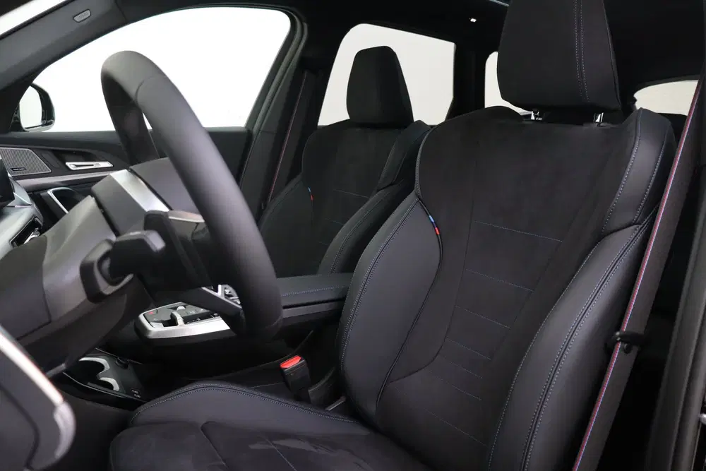 BMW iX1 eDrive20 M Sport uit 2026, foto 8