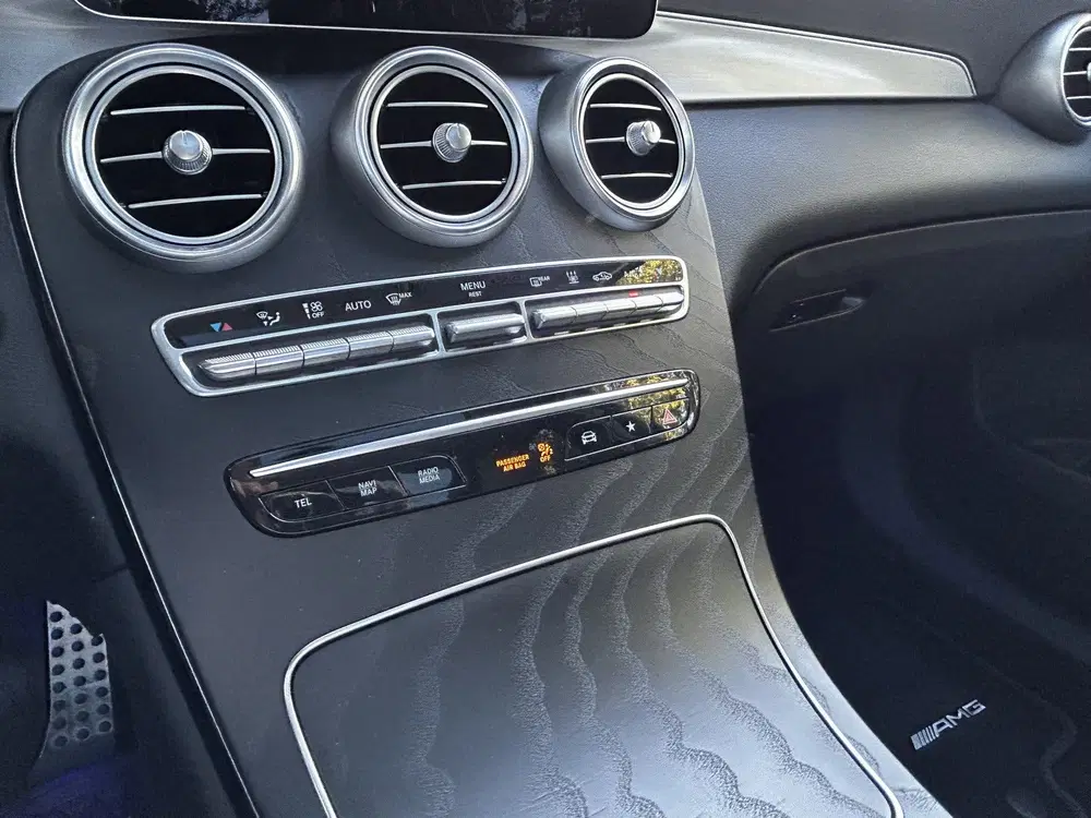 Mercedes-Benz GLC 300e AMG 4Matic uit 2021, foto 14