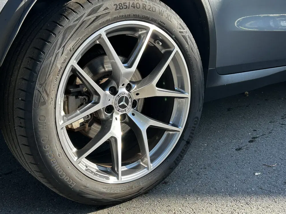 Mercedes-Benz GLC 300e AMG 4Matic uit 2021, foto 4