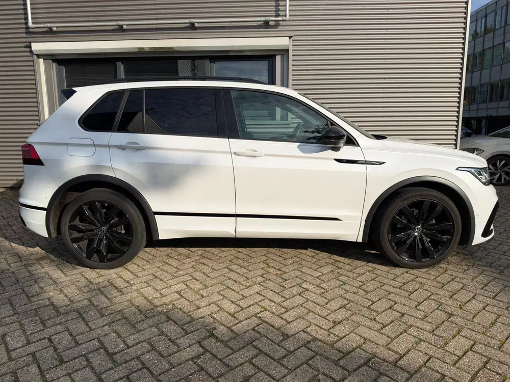 Volkswagen Tiguan R-Line 1.5 TSI DSG uit 2021, foto 6