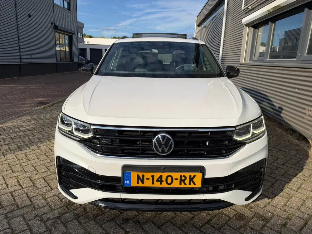 Volkswagen Tiguan R-Line 1.5 TSI DSG uit 2021, foto 7