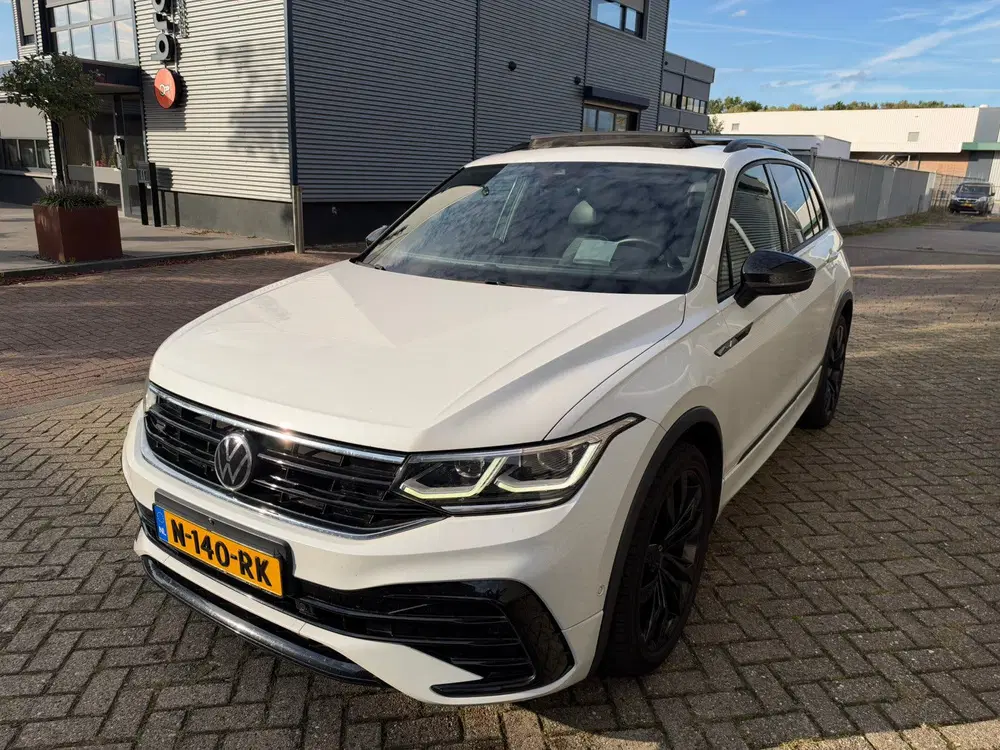 Volkswagen Tiguan R-Line 1.5 TSI DSG uit 2021, foto 8