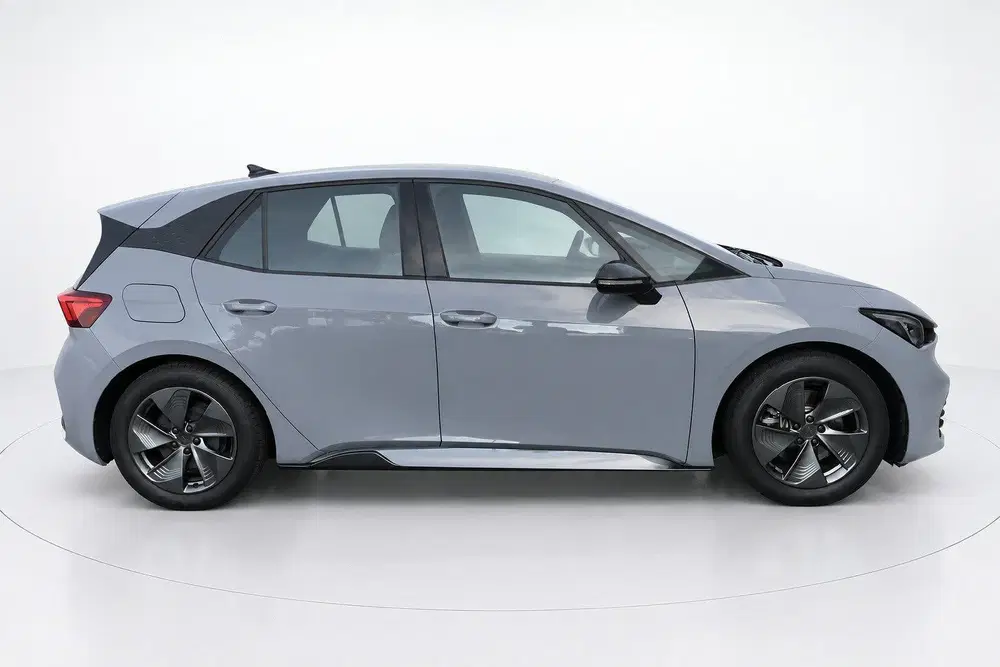 Cupra Born Impulse 62kWh uit 2024, foto 8