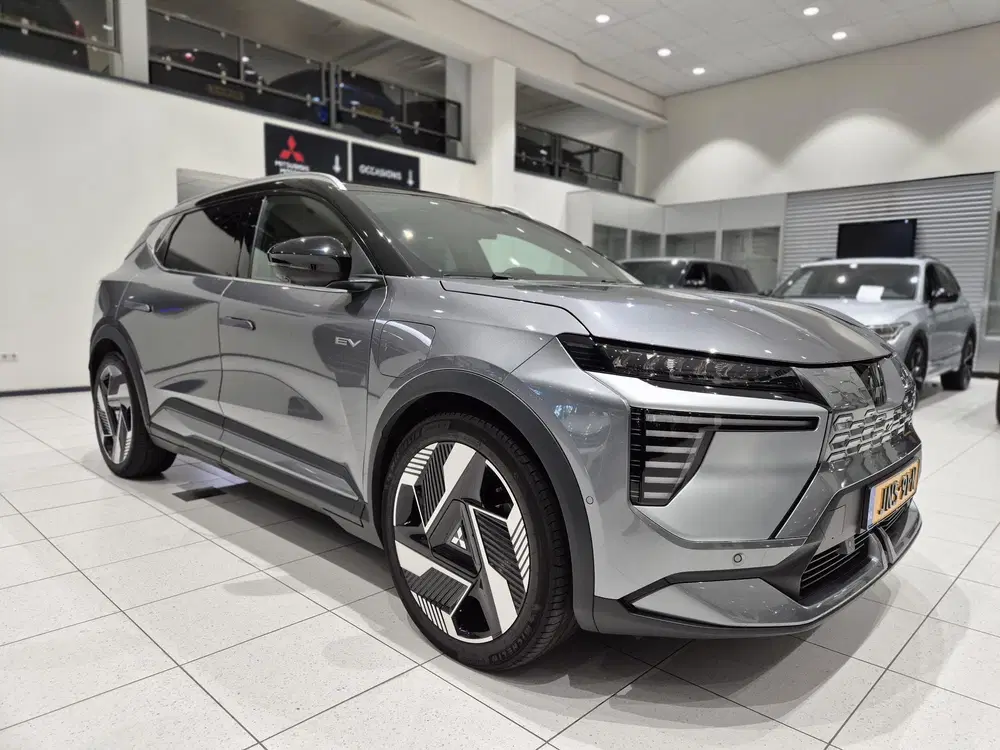 Mitsubishi Eclipse Cross Instyle 87 kWh uit 2025, foto 5